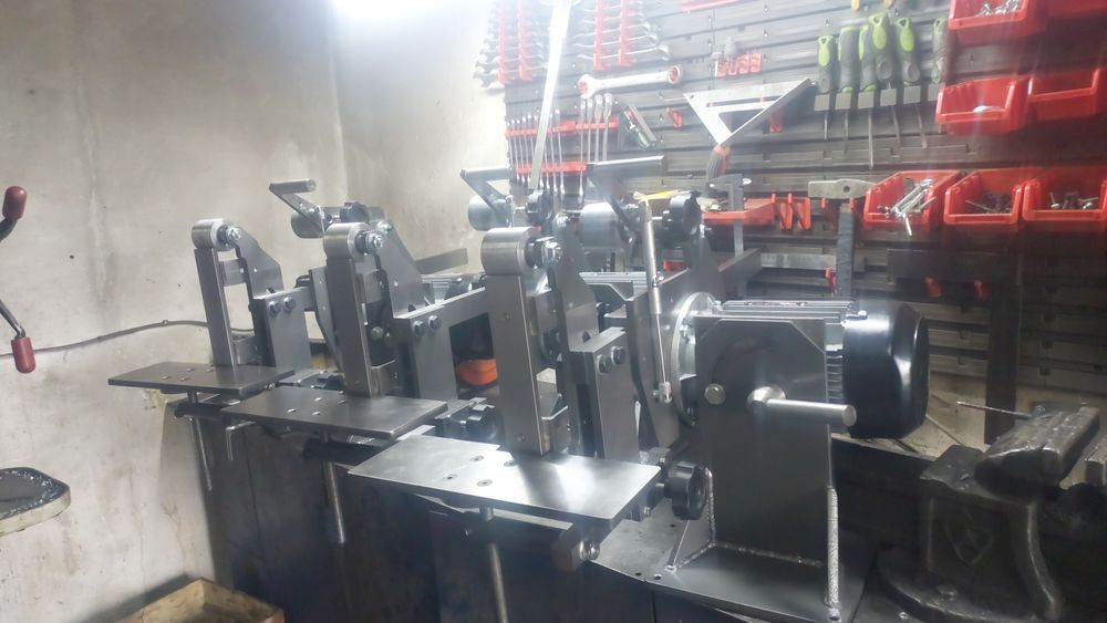 Гріндер[поворотний] Стрічково шліфувальний верстат