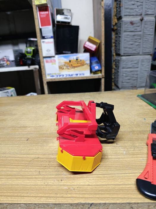 Bruder kosiarka fela