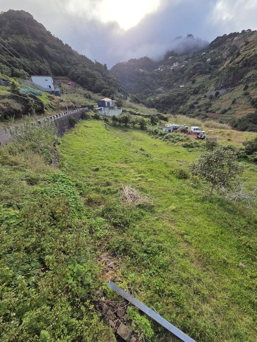 Terreno com Vista Mar 1.764m² Possibilidade de 3 Moradias | Boa Ventura