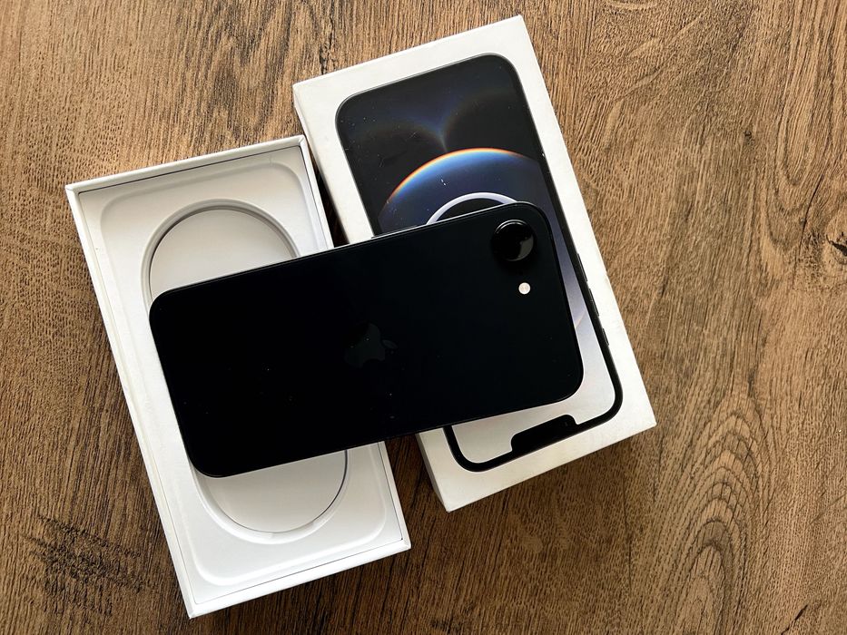 Продам iPhone 16E 128 GB (eSIM)