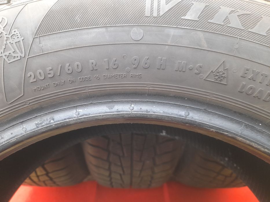 4 pneus Novos 205/60R16  XL  Viking Wintech