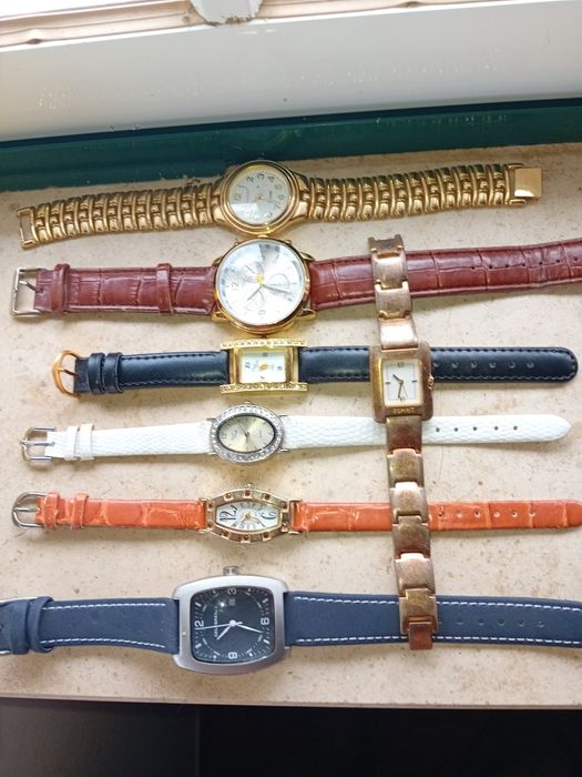 Conjunto de 7 Relógios Diversos