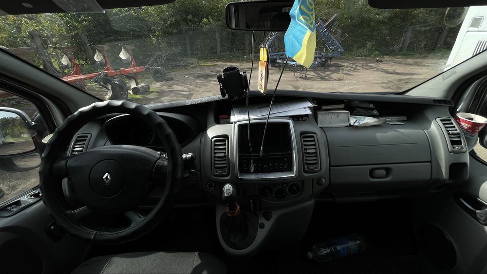 Renault trafic passennger 2.0