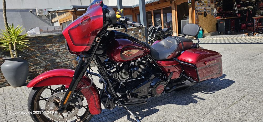 Harley davidson street glide edição 120 anos