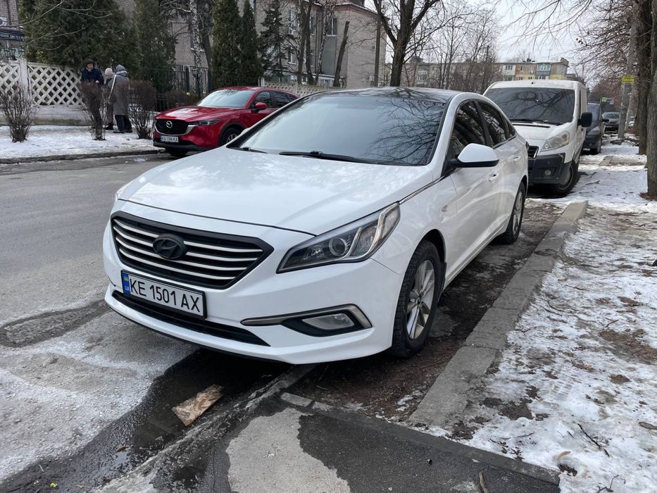 Авто в аренду под такси