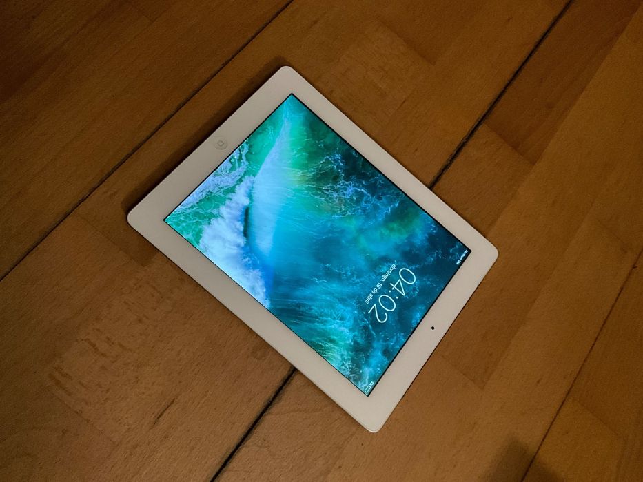 iPad 4th Generation Wi-Fi + Cellular (MM)64284467720451121