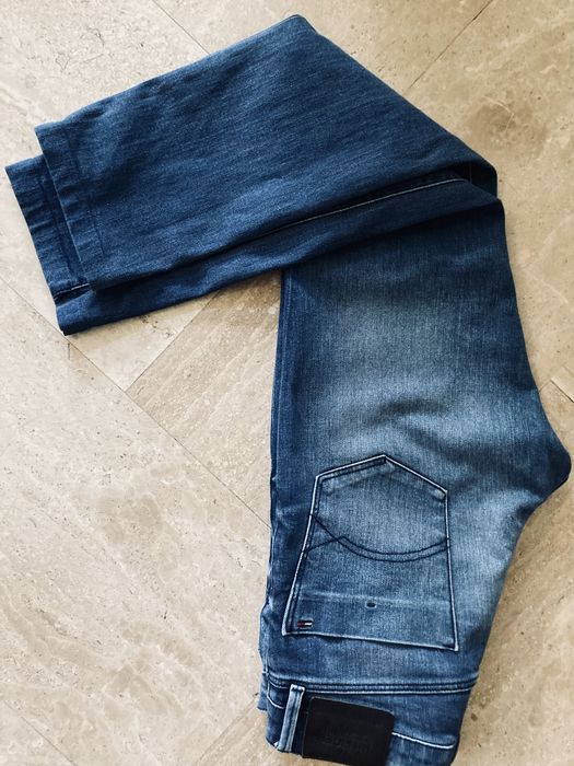 Męskie spodnie jeansy Tommy Hilfiger W30 /L 29