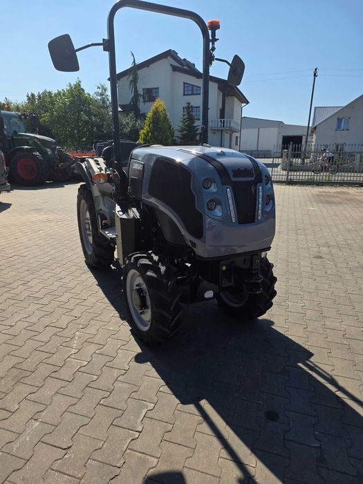 Ciagnik sadowniczy Carraro 75 V