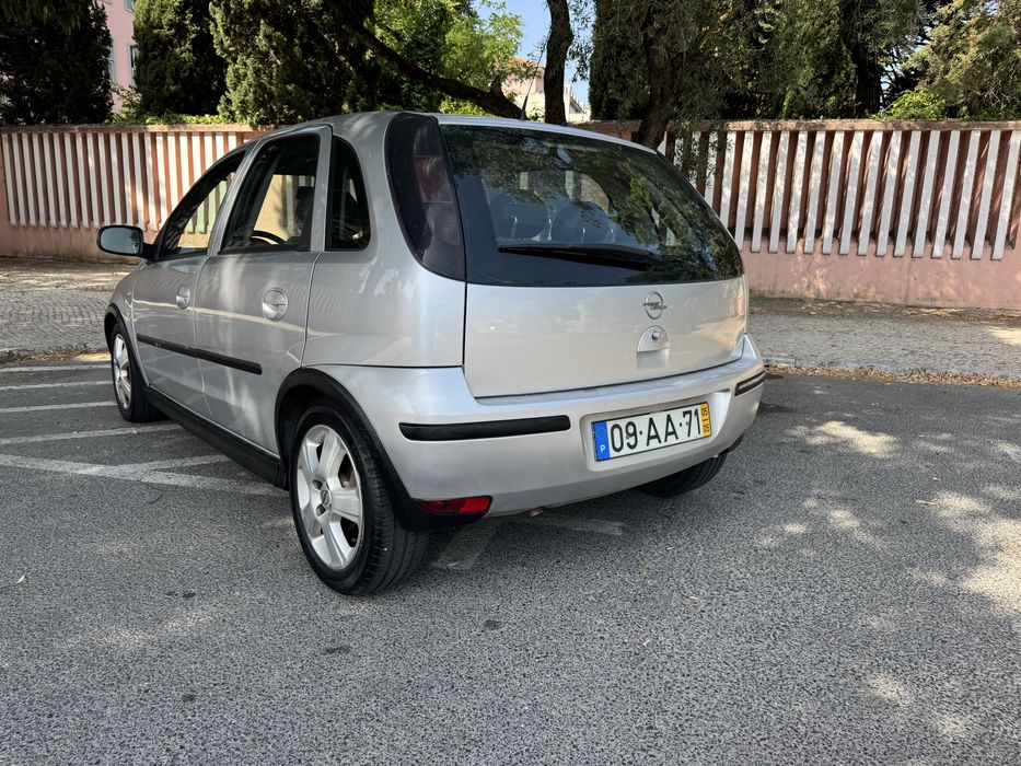 Opel corsa 1.2 16V