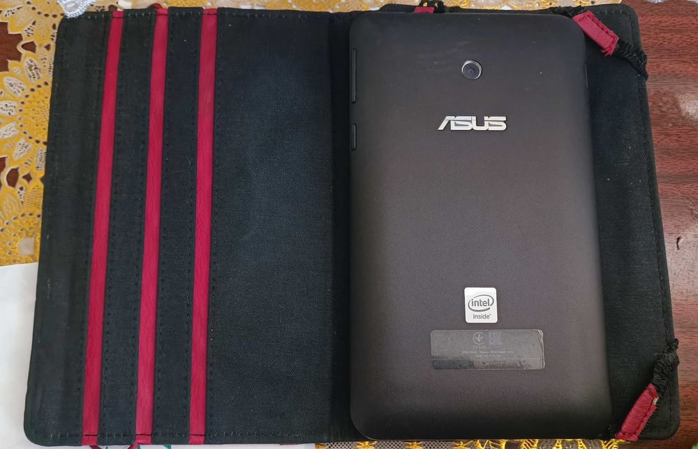 Asus Tablet model: X01A неробочий