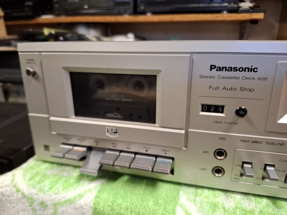 Magnetofon Panasonic 608