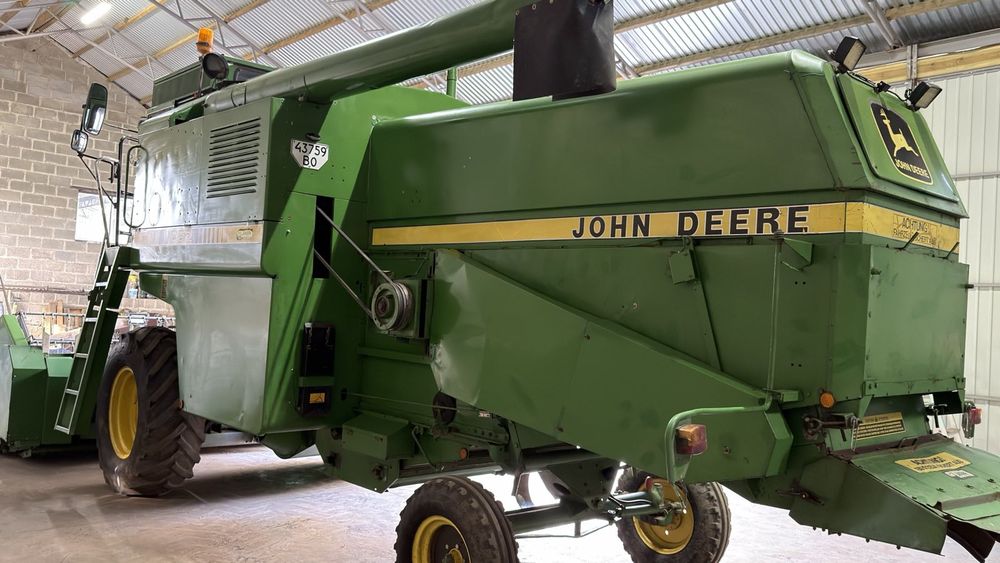 Продам комбайн John Deere 1052
