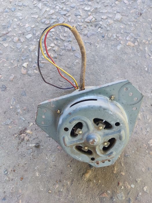 Електродвигун. Электродвигатель