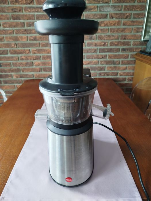 Wyciskarka wolnoobrotowa ELDOM PJ400