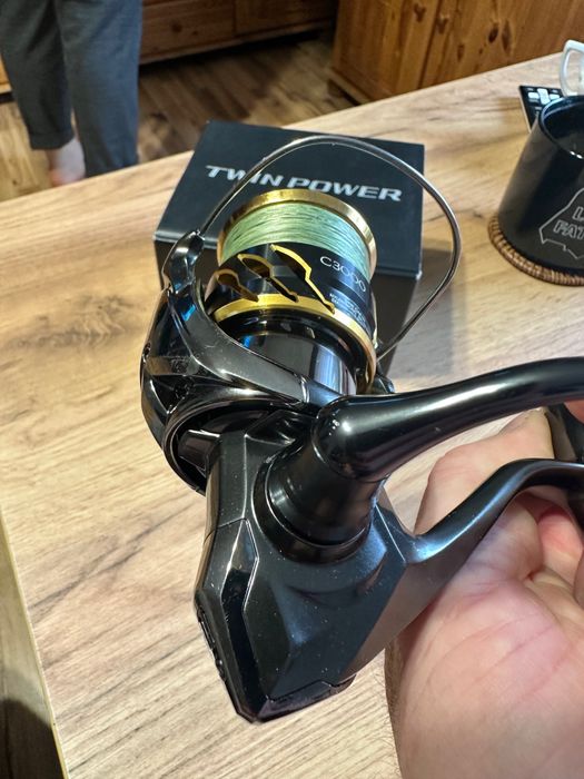 Shimano Twin Power Fd C3000