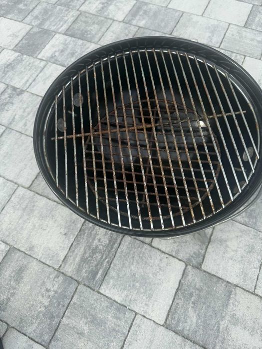 Grill węglowy Weber 37cm stan bardzo dobry, jak nowy