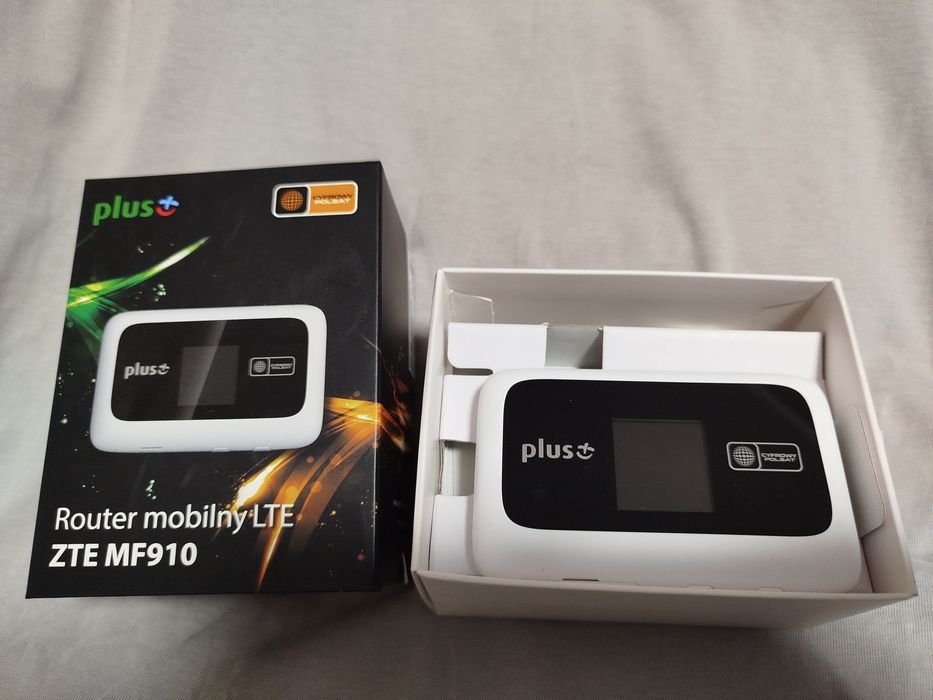 Мобільний роутер ZTE MF910