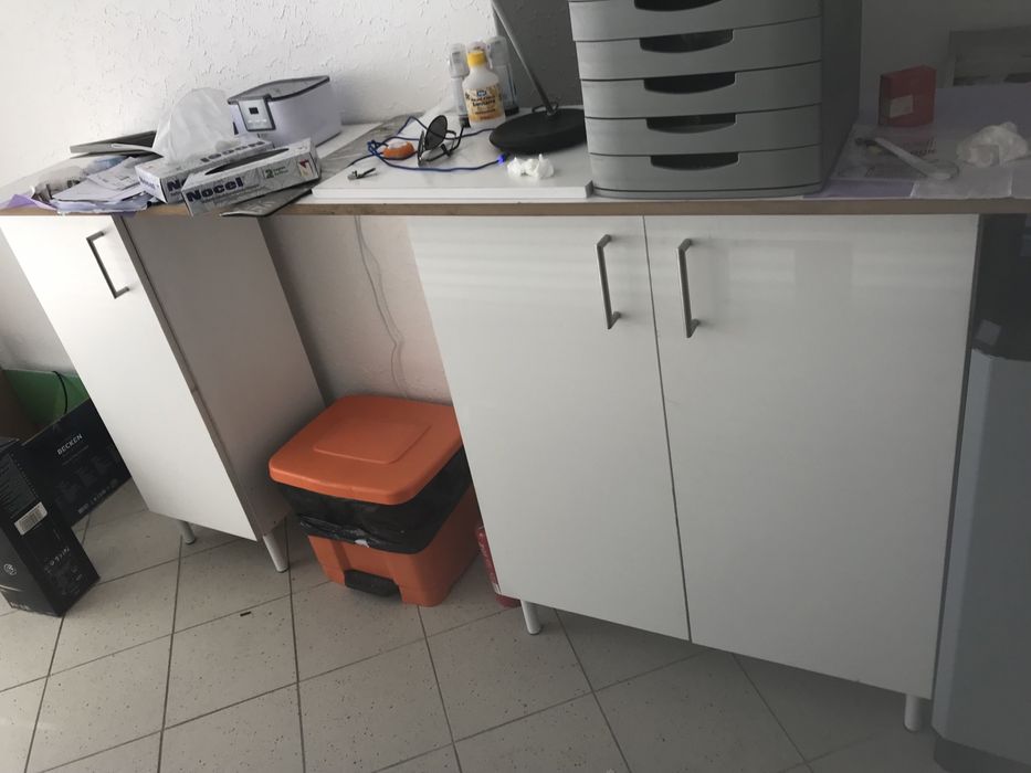 Armários despenseiros (negociável)