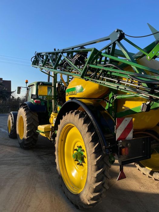 Na sprzedaż dwa Opryskiwacze  John Deere