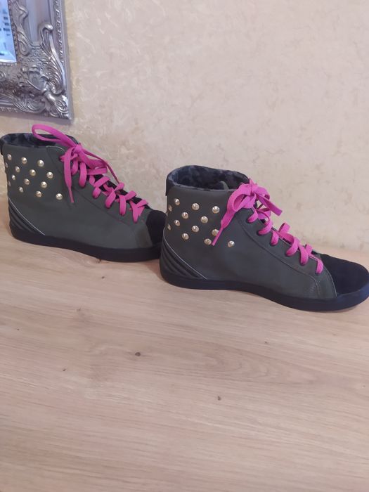 Buty sneakersy sportowe Adidas Neo Lifestyle typu wysokie trampki