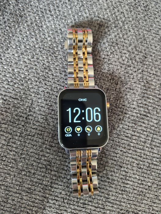 Smartwatch One como novo