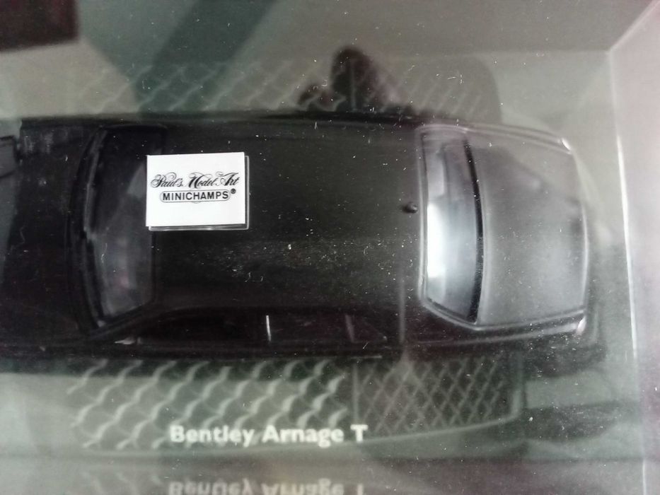 Модель авто Bentley Arnage T 1:43
