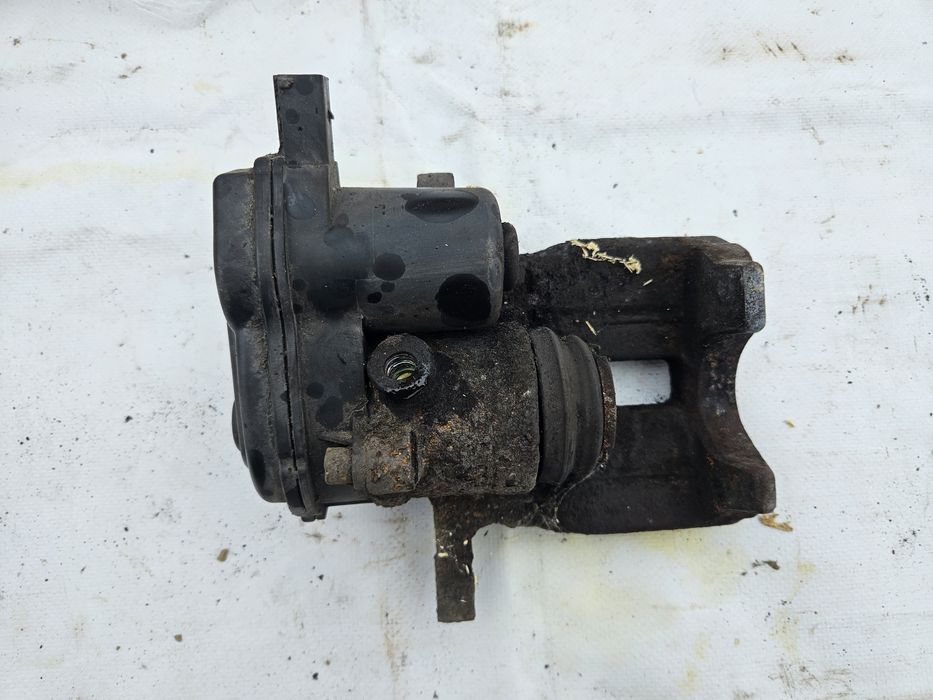 Zacisk tylny Audi a7 c7  4g 2012 3.0 tdi cena za szt