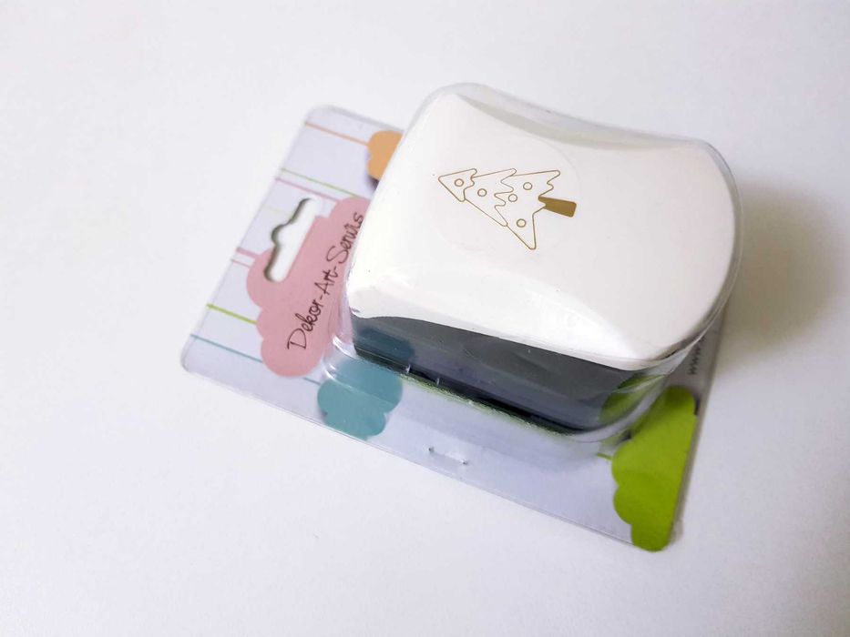 Дырокол Смайл. Елочка. Металлический режущий штамп.