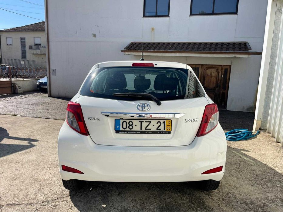 Toyota Yaris 2012