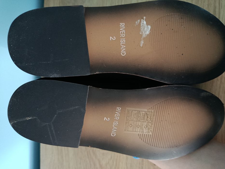 Nowe buty mokasyny r. 34