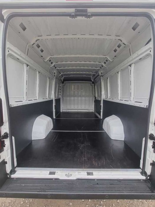 Bus wynajem citroen Jumper Krosno Jasło DARKAR