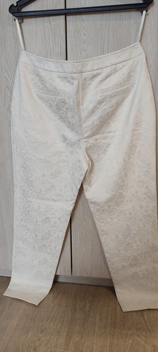 Костюм брючный женский