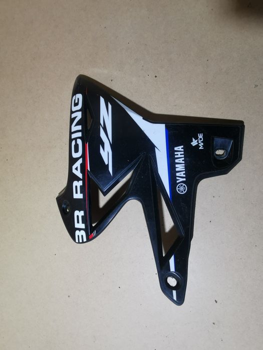 Yamaha yz 125 osłona owiewka przód prawa wypełnienie panel