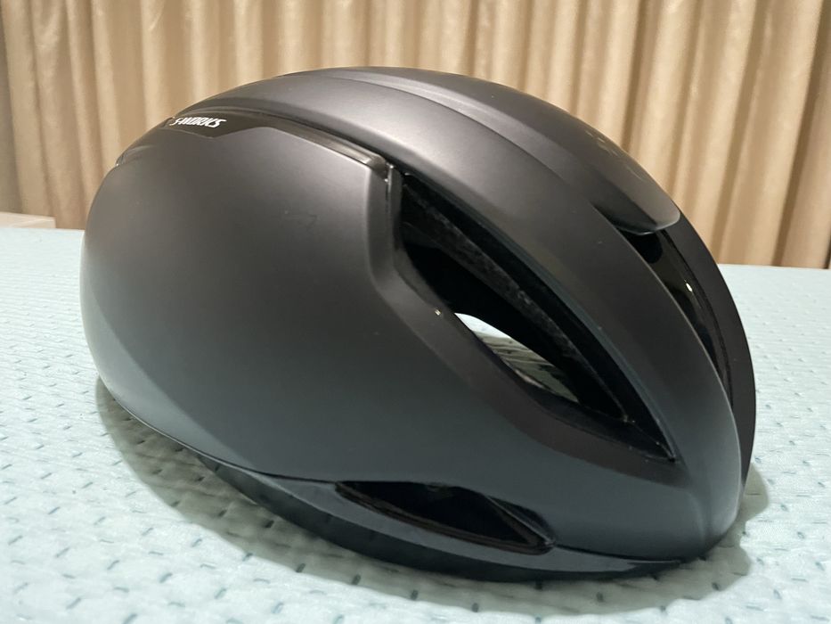 Specialized Evade 3