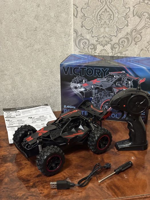 Машинка позашляховик Баггі на радіокеруванні . Радіокерована машина