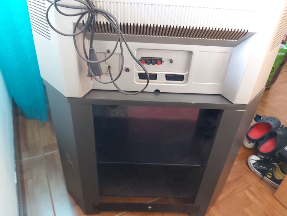 Televisão Firstline64552563386753123