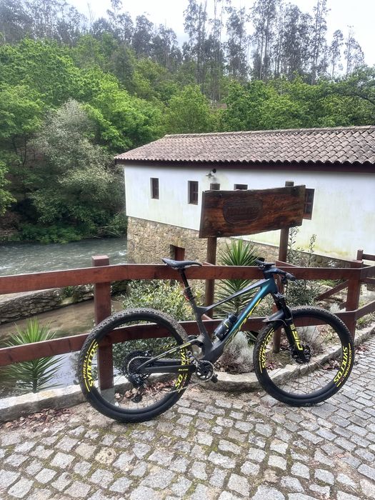 Scott Spark RC World Cup c rodas upgrade syncros 1.0s (cubos Dt240)