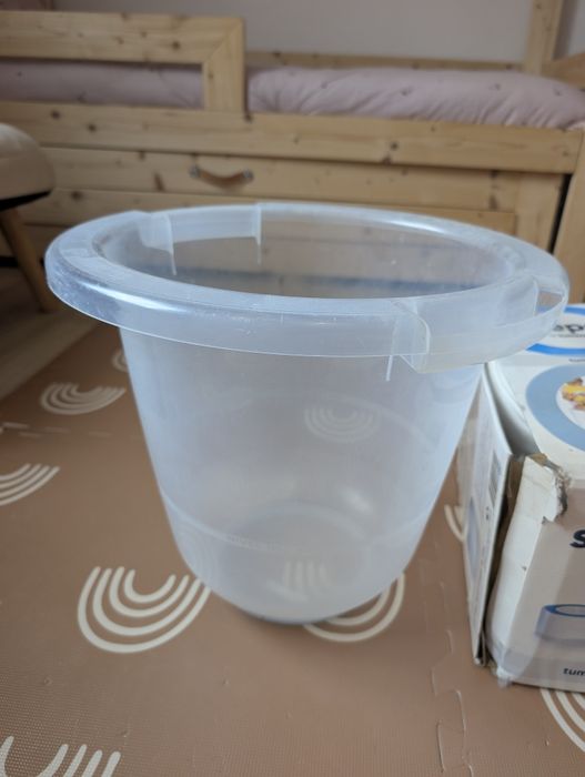 Wiaderko do kąpania noworodka Tummy tub +podstawka