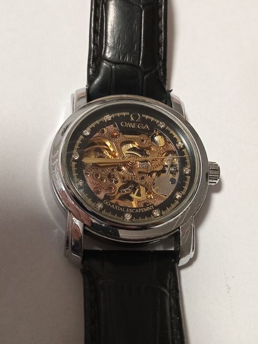 Часы мужские наручные