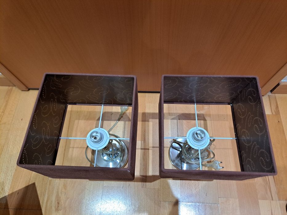 1 Candeeiro de teto + 2 de mesa de cabeceira