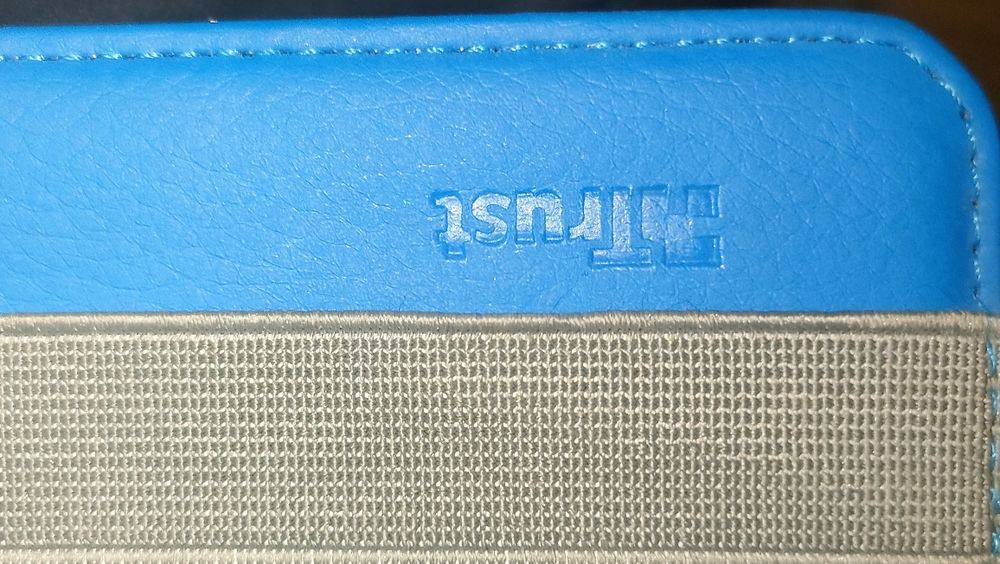 Etui na tablet nowe