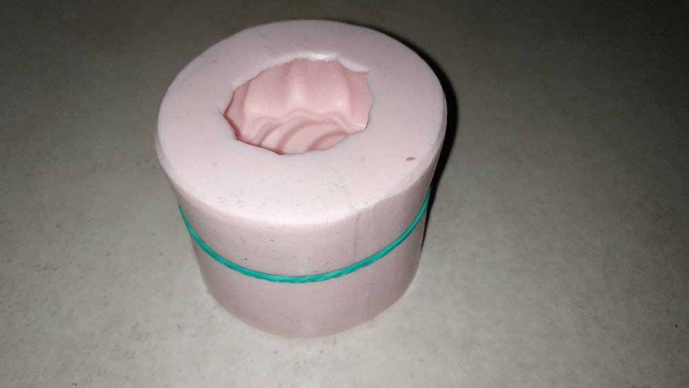 Продам силиконовую форму кекс мафин