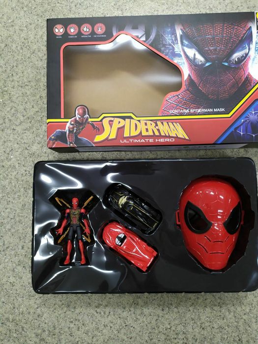 Набір героя маска машинка людина павук залізна людина пантера