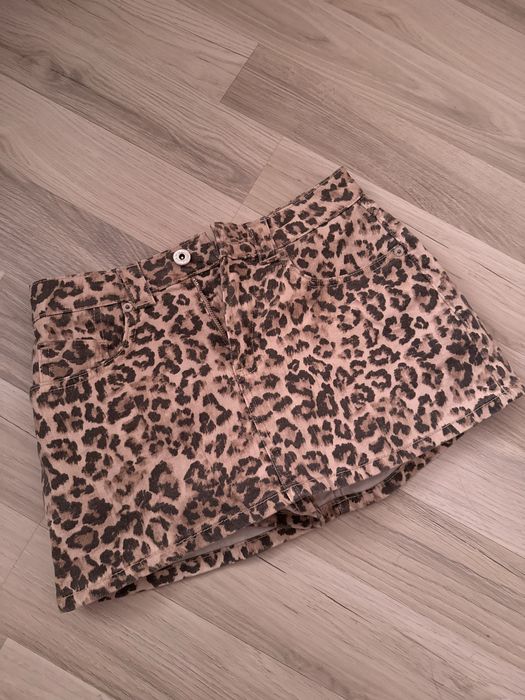 Джинсова леопардова юбка Stradivarius з шортиками