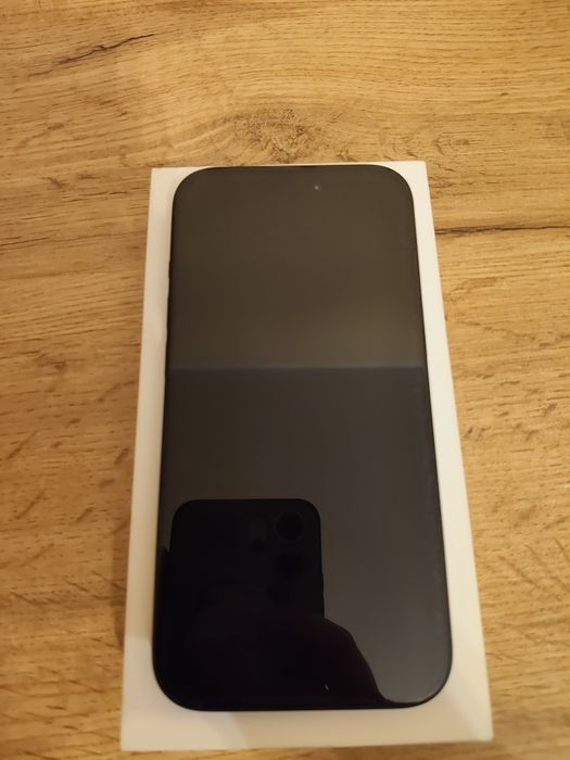 iPhone 15 128GB czarny