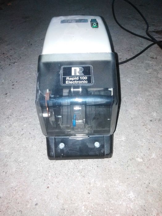 Zszywacz elektryczny rapid 100
