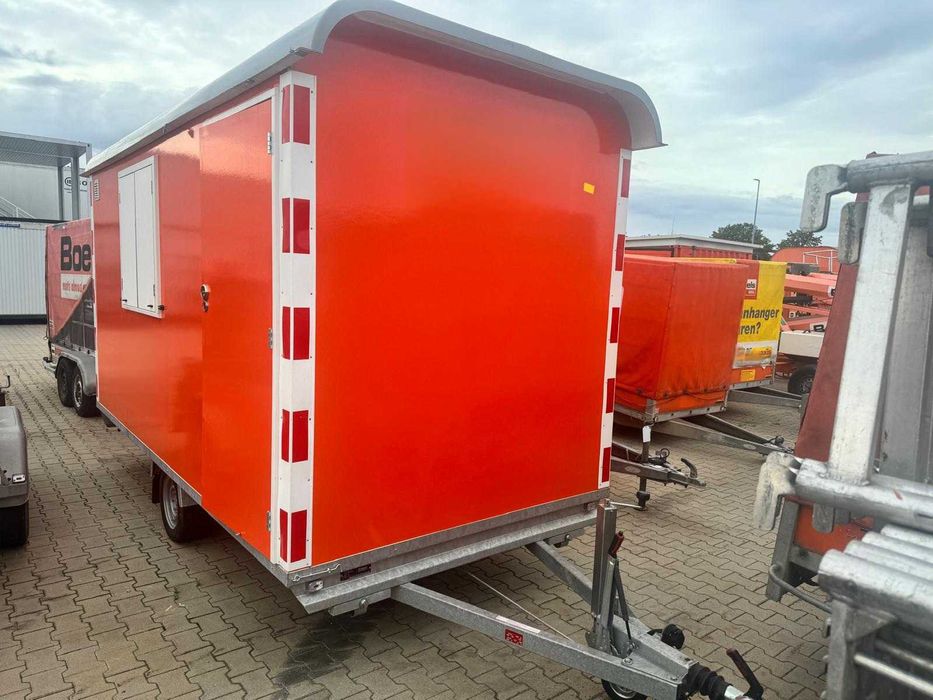 Barakowóz/przyczepa, kontener socjalny mobilny magazyn