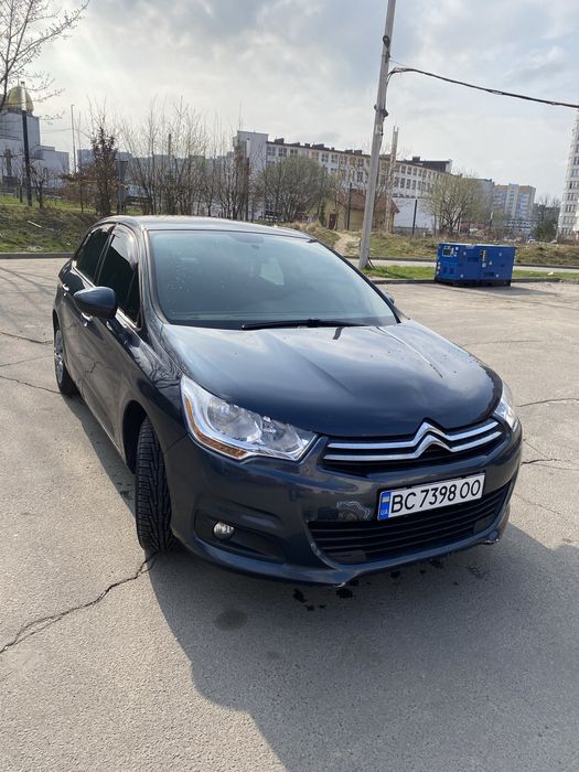 Citroen C4 2011 року