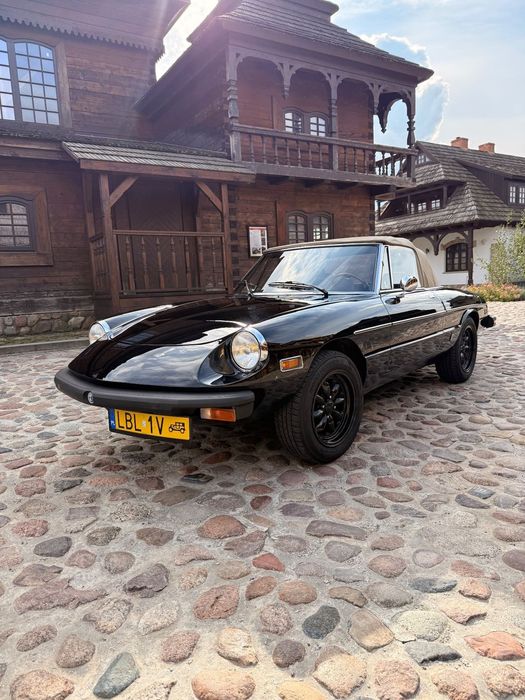 Alfa Romeo Spider 1976 Alfa Romeo Spider - prawdziwy wloski klasyk, kolekcjonerski stan.