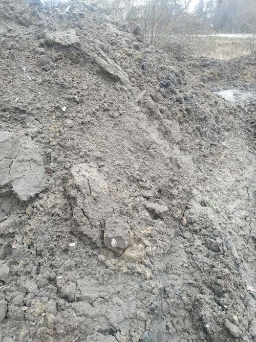 Czarna ziemia sprzedam